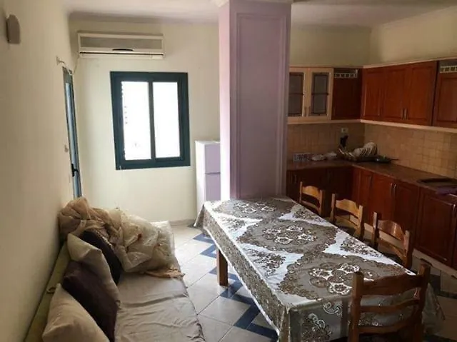 Skela Concustrions Hotel Vlore Albania